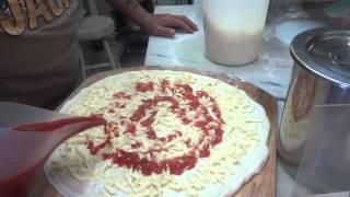 Frank Giaquinto Master PIzza Maker Opening a NY style dough ball with oil Part 1 [upl. by Teresa]