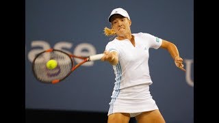 2017 US Open Henin sends blistering backhand [upl. by Rayburn]