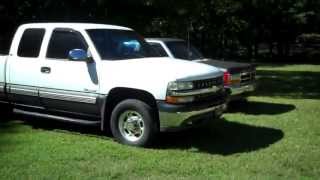 2000 Chevy Silverado 2500 coldstart and drive [upl. by Lubbi]