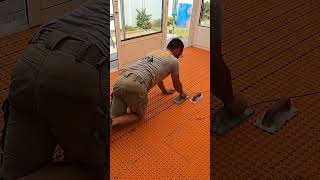 Installer un plancher chauffant dans une Véranda [upl. by Kaehpos]