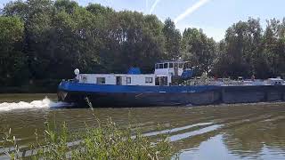 Tankschiff Amici auf dem Weg zur Donau [upl. by Otrebtuc572]