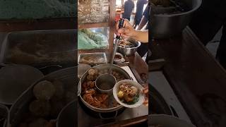 Kuliner Surabaya  Bakso Tetelan Pak Kam food streetfood traveling beef [upl. by Acissej]