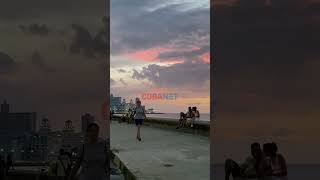 Malecón de La Habana lugar de anhelos esperas y recuerdos [upl. by Jangro]