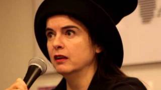 Amélie Nothomb et la culture japonaise le 28 janvier 2010 à paris 3ème [upl. by Leynad]