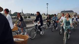 Anjou Vélo Vintage  le départ de la randonnée JeanGuy Levetot [upl. by Eversole]