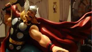 The Mighty Thor Statue Classic Action Version by Bowen Designs sculpted by Randy Bowen [upl. by Madella]