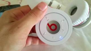 How to pair Beats Wireless Headphones to Moto G5 [upl. by Neelrihs158]