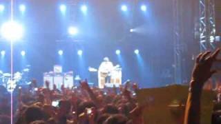 Oasis  Live Forever  Seoul Korea  April 1 2009 [upl. by Accemahs]