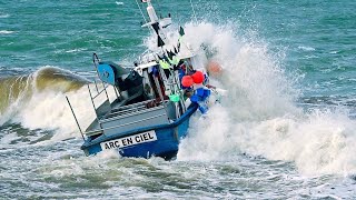 📛VIDÉO DE DINGUE DES MARINS DE CAPBRETON DANS UN OCÉAN DÉCHAÎNÉ 🌊😨Alexrolland [upl. by Rolf]