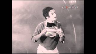 Marcel Marceau mime  Pantomime  пантомима 1966 [upl. by Parthenia]