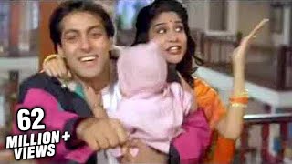 Salman Khan Madhuri Dixit amp Renuka Sahane in Lo Chali Main  Hum Aapke Hain Koun [upl. by Sukey]