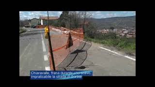 Chiaravalle frana durante uno scavo impraticabile la strada di Sorbia [upl. by Aglo]