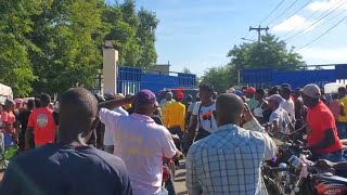 Gwo Tansyon Devan Baryè Fwontyè Ayisyen an Maten An  Kèk Ti Machann ReyajiYo Di Kanal la Pap Kanpe [upl. by Nivloc]