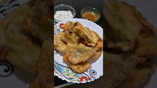 Samosa mancare indiana [upl. by Tenrag]