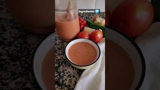 Gazpacho la receta tradicional de Karlos Arguiñano Ingredientes 12 kilo de tomate maduro 12 pimiento verde 1 diente de ajo 12 pepino 1 dl de aceite de oliva 4 cucharadas de vinagre de vino 1 rebanada de pan blanco si no dispones de pan blanco usa pan de molde sal fina [upl. by Nerok]