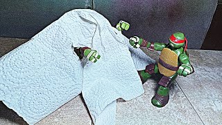 Raph meets a GHOST  TMNT Stop Motion [upl. by Lissie]