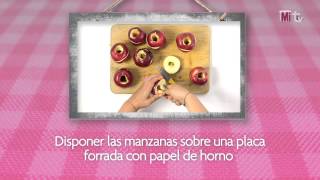 Manzanas al horno con frutos del bosque [upl. by Sirtaeb]