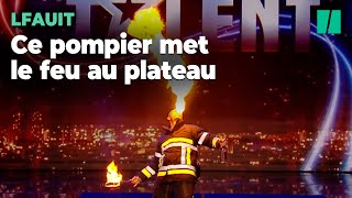 Ce pompier a un incroyable talent  il est cracheur de feu professionnel [upl. by Evadnee]