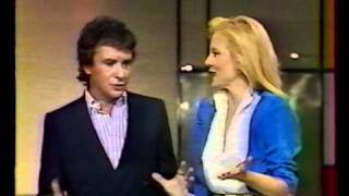 SYLVIE VARTAN  MICHEL SARDOU en duo quotLAtlantiquequot [upl. by Natsirk406]