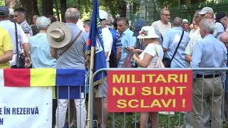 Protest organizat de polițiști militarii și polițiștii de penitenciare [upl. by Zephaniah291]