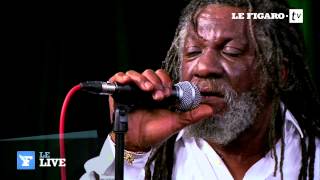 Winston McAnuff amp Fixi  Let Him Go  Le Live [upl. by Isnyl]