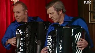 Arnstein Johansen amp Sverre Cornelius Lund  Novelty Accordion Erik Frank [upl. by Kuska225]