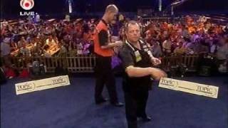 Mervyn King vs Roland Scholton Part 1  2007 International Dart League  1st Round [upl. by Zerep]