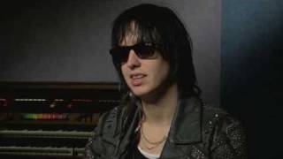 Amplified Julian Casablancas on Boombox [upl. by Anahpets]