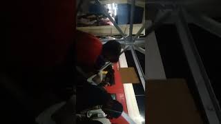 Llp dhanbad express me ek admi ko ho gai motkatpadi station Vellore [upl. by Darline]