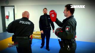 Steven Gätjen bei der Akademie der Polizei Hamburg [upl. by Htbazile]