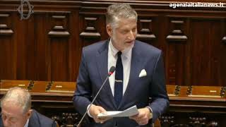 IL NEO MINISTRO ALESSANDRO GIULI RISPONDE AL QUESTION TIME SULLE NOMINE DI SANGIULIANO [upl. by Jenette830]