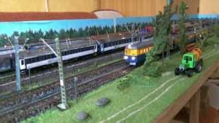 Pendolino ED250 PKP Intercity vs Kibel EN57001 H0 [upl. by Eidoc326]