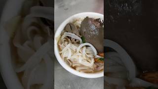 Best food pho noodles boiled chicken boiled pig intestine porridge pig stomach delicious [upl. by Aihseya]