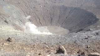 Le fumarole del vulcano di Vulcano isole Eolie Sicilia [upl. by Ahsinhoj]