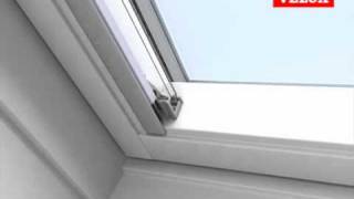 VELUX Einbauvideo Faltstore  Plissee [upl. by Junji]