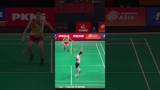 Lee Zii Jias backhand smash with broken string shorts badminton leeziijia [upl. by Ellehcam]