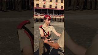 La princesa leonor recibe en la Academia Militar de Zaragoza el sable de dama cadete realeza [upl. by Xuerd383]