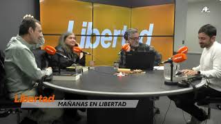 Nuevo episodio de abucheos a Sánchez en los premios Cervantes [upl. by Claretta422]