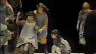 Annie 1977 The original cast performs a medley on the Tony Awards [upl. by Sheff]