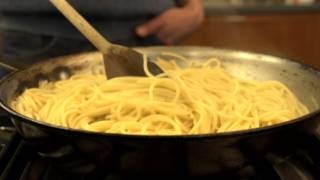 How to Quickly Cook Pasta in a Frying Pan  CHOW Tip [upl. by Evvy596]