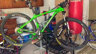 Specialized rockhopper evo pro [upl. by Balf170]