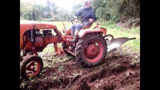 Tracteur Allgaier systeme porsche labour [upl. by Myrtia]