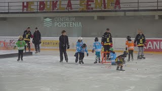 Deti si na Zimnom štadióne vyskúšali základy ľadového hokeja [upl. by Ia]