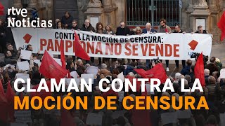 PAMPLONA MANIFESTACIÓN tras el PACTO para DESALOJAR a UPN de la ALCALDÍA  RTVE Noticias [upl. by Spector216]