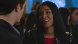 The Flash 1x01 Barry and Iris go to Star Labs [upl. by Cresida]