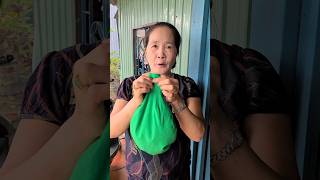 Bà nội thổi bong bóng bị rụng răng shortvideo [upl. by Lig844]