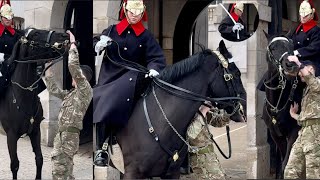 “GREAT HORSEMANSHIP UNBELIEVABLE HORSE BEHAVIOR CAUGHT ON CAMERAquot [upl. by Dorsey12]