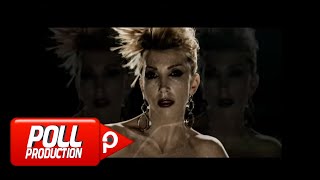 Hande Yener  Yasak Aşk amp Sopa [upl. by Ecilayram334]