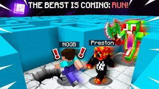 MINECRAFT RUN FROM THE BEAST MAZE ESCAPE vs Unspeakable MCPE Maze Run [upl. by Gean]