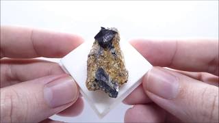 Minerales de Colección  Casiterita  Cassiterite  S Bartolomé de Penouta  Galicia  España [upl. by Nrehtak469]